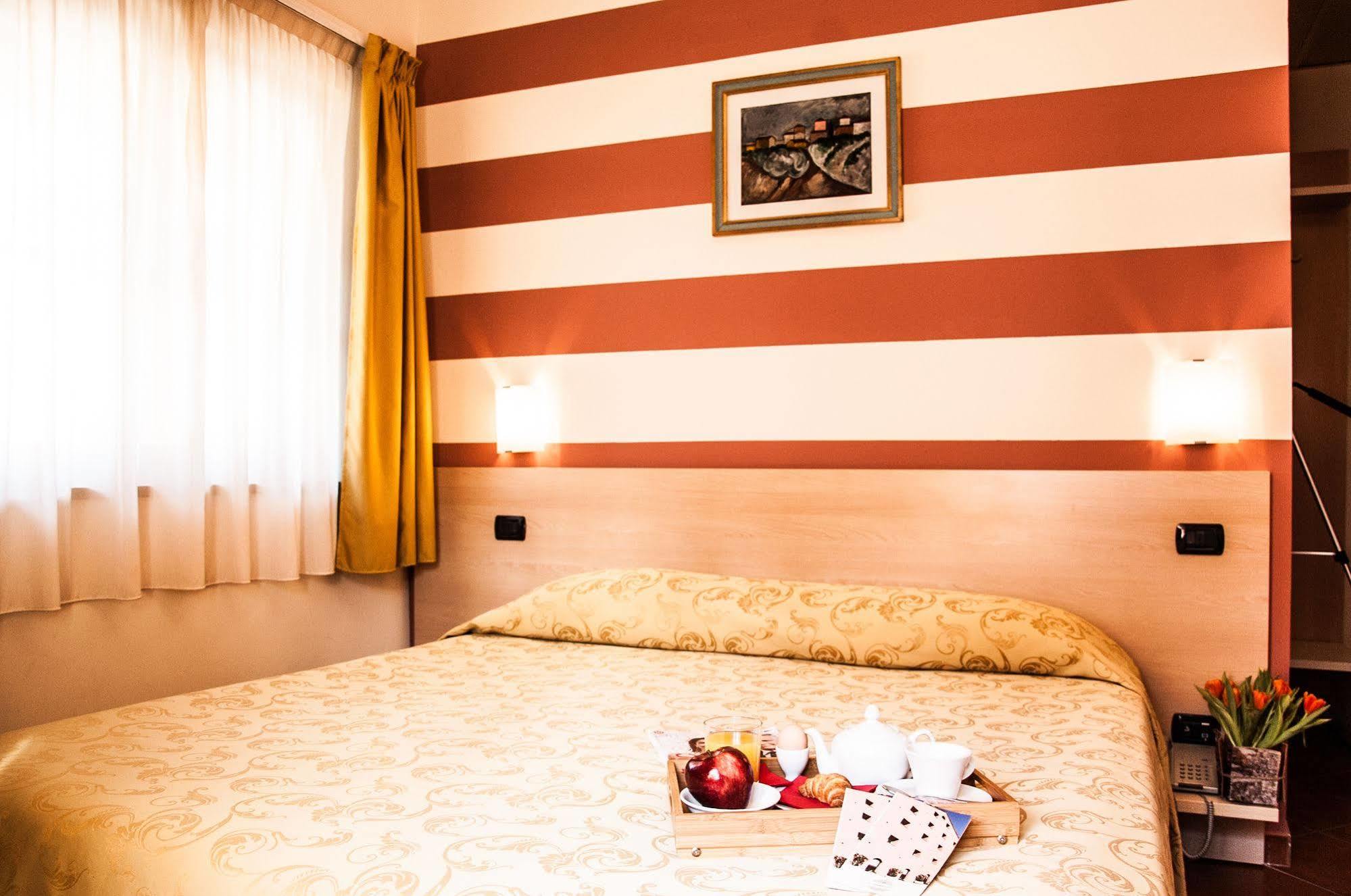 Lizard Hotel Como Luaran gambar